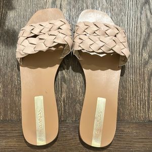 Nude leather slide size 7